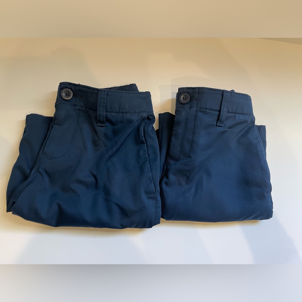 Boys size 8 Under Armour Navy Golf Shorts